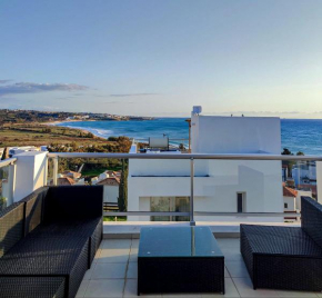 3 Bedroom Seaview Villa direct in Coral Bay with Pool